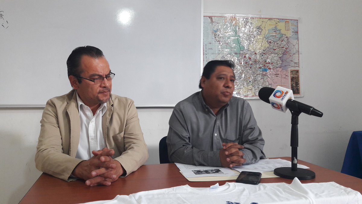 LioJorgedom's tweet photo. El secretario general del @Suacobaej señaló un logro sindical la cancelación del cese a 16 profesores y la próxima reinstalación de los 105 maestros destituidos por la Reforma Educativa https://t.co/ModssU533H