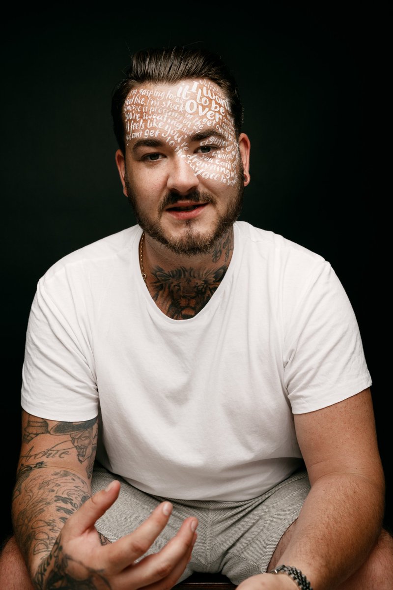 lets_talk_uk's tweet photo. "Sometimes the people with the most pain hide behind the biggest smile"

@OliRegan's told his story to us. To read more head over here:
https://t.co/UdWKjxIHsR

#WorldMentalHealthDay #letstalk by @charlieclift @forrester_kate &amp; @mentalhealthuk https://t.co/wnbUUJUqOH