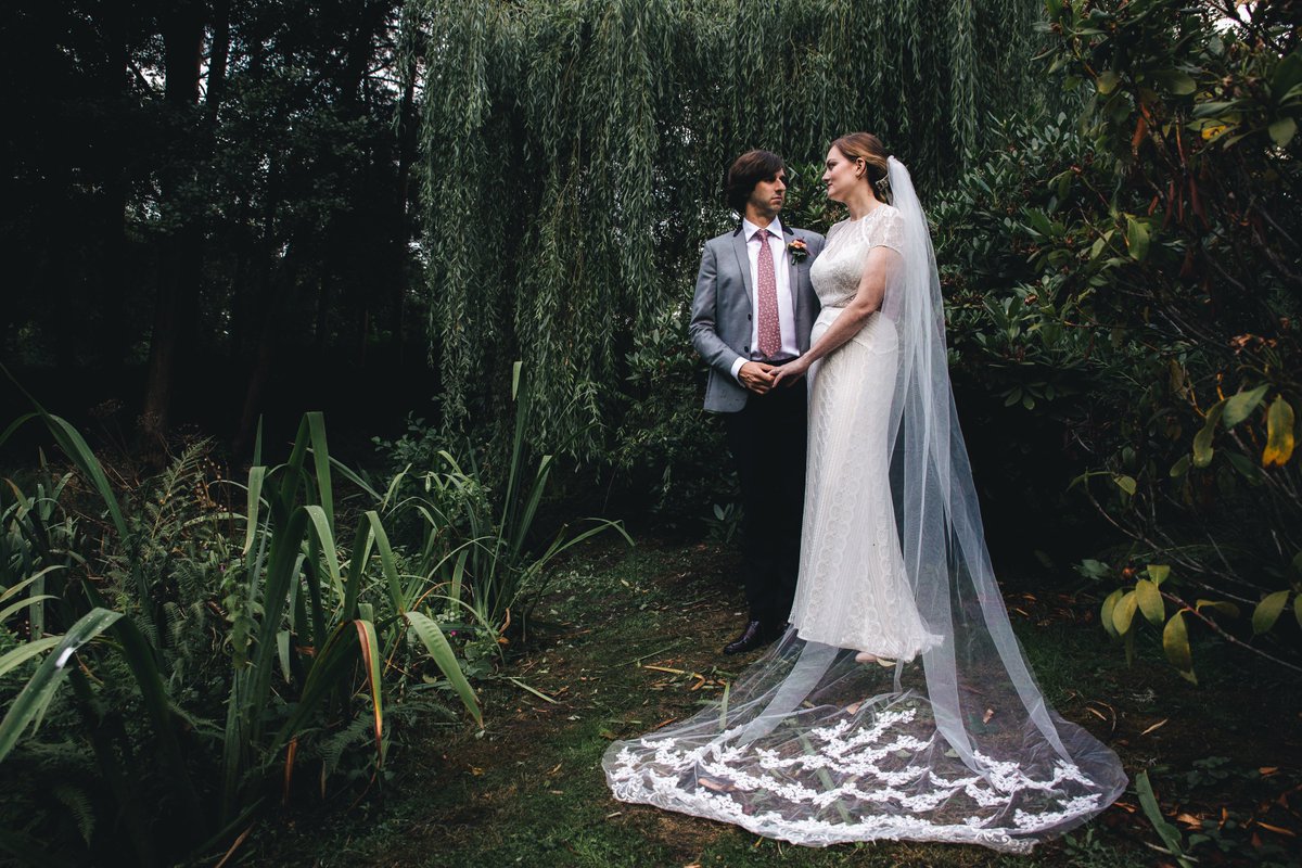 We are delighted to announce Kelmsley is the official #Catering #Partner for #Stunning new #wedding and #events #venue The Fallow Barn at Georgian Water Gardens, near #guildford, #surrey! Photos by Claire Bemister #newbusiness Bookings for 2019 available!