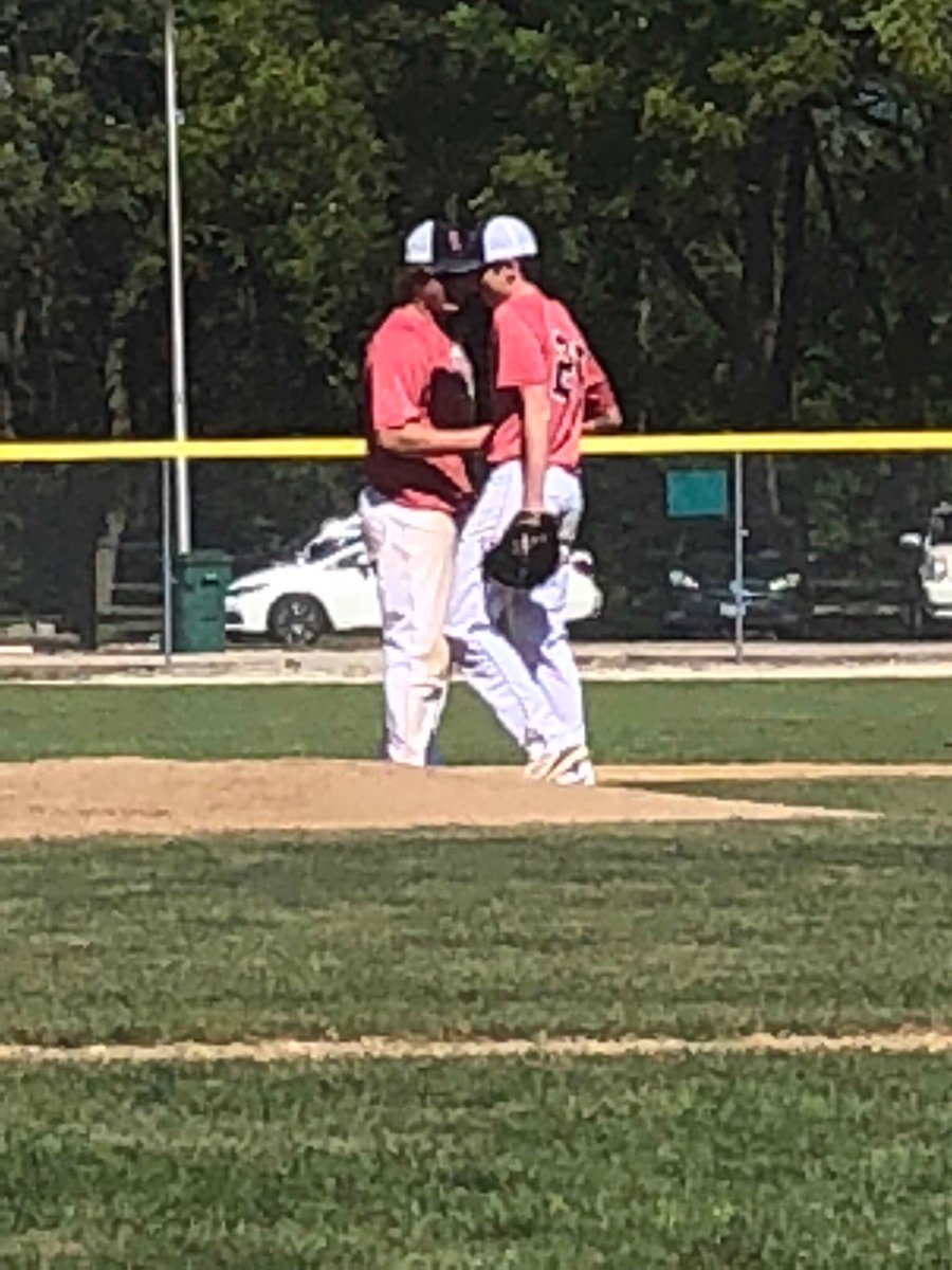 JimFitz25's tweet photo. Brother on and off the field ⚾️❤️ https://t.co/A2pPT144m2