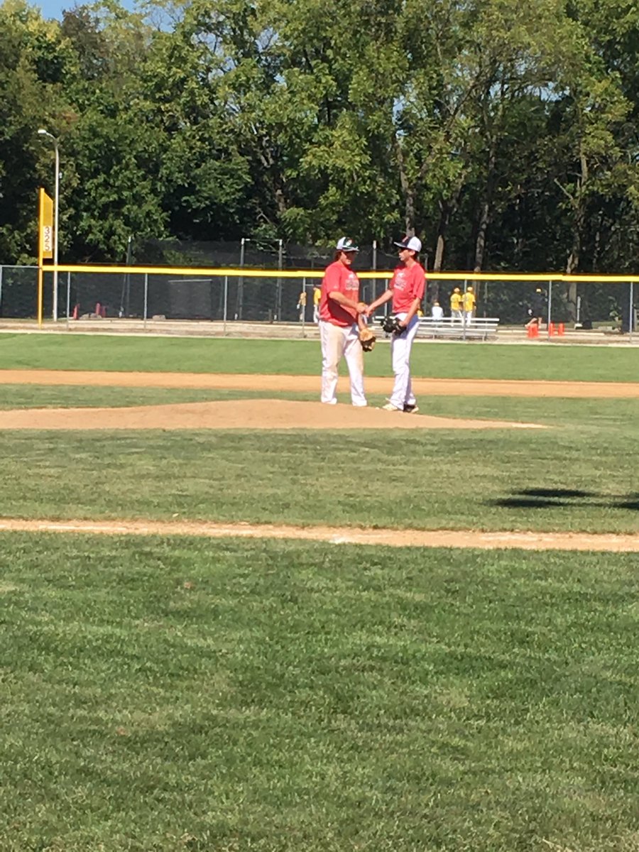 JimFitz25's tweet photo. Brother on and off the field ⚾️❤️ https://t.co/A2pPT144m2