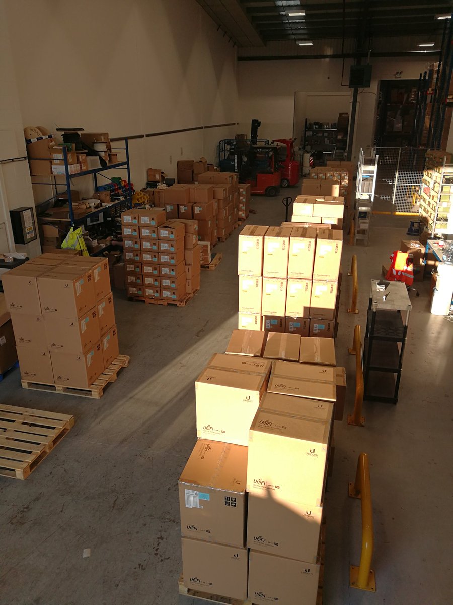 It's #WirelessWednesday and guess what? We've had another container of @ubnt goodies arrive this afternoon!
No rest for the wicked for our <a href="/MSDistUK/">MS Dist</a> warehouse team! #UnsungHeroes