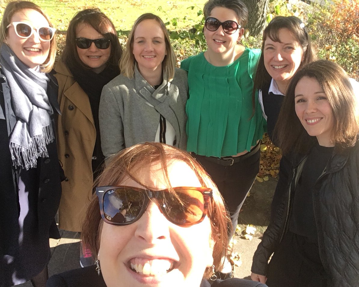 Jill_Simp's tweet image. The perfect way to celebrate #MentalHealthDay - a walk &amp;amp; talk in the beautiful autumn sunshine with other ‘Wander Women’! 😎
#NetworkingOnTheGo #DeskBreak