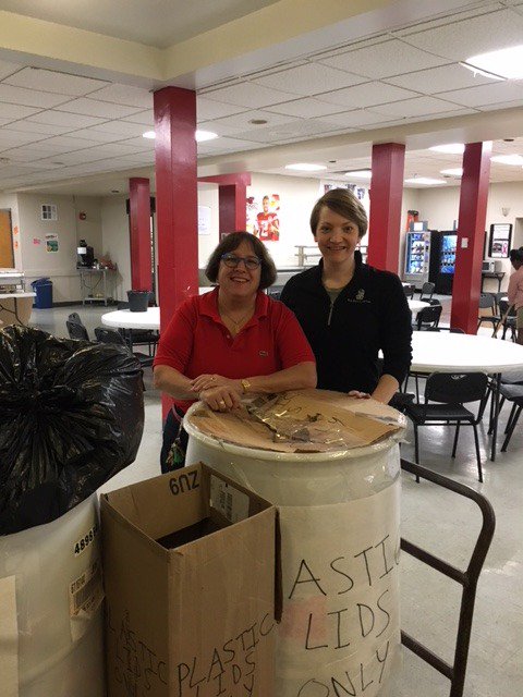 Lift4LifeAcad's tweet photo. The Ritz-Carlton, St. Louis is an amazing community partner. We collected bottle caps & lids for 6 mos & they're turning them into a cool bench for our school. So incredibly sweet! (Susan Kelter, LFLA, left & Rebecca Schwab, The Ritz-Carlton, St. Louis on right) #RitzStL #lfla https://t.co/V5e4PNoa9U