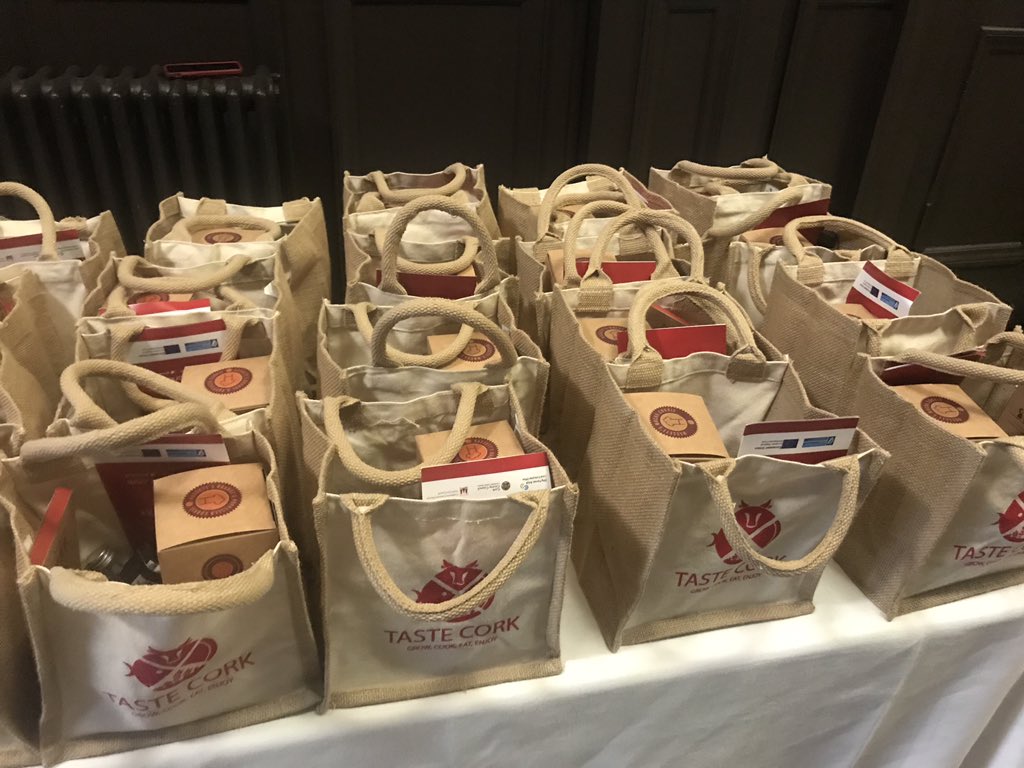 Corkcoco's tweet photo. One for everybody in the audience @TasteCork goody bags at global service design conference - Cork artistan products spread throughout the world! #PureCork #SDGC18 https://t.co/vAclHiIZE0
