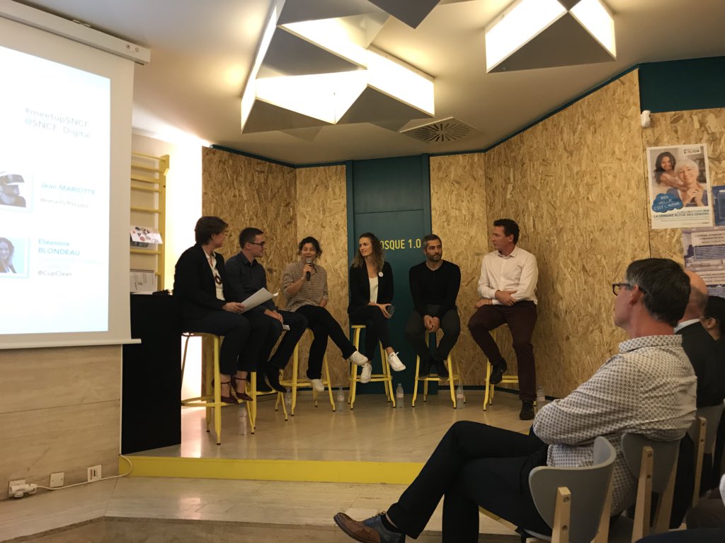 SNCFNumerique's tweet photo. Pitch de la startup @Mobility_Work par @MorganeGuinot & @LefresneFred : propose une plateforme de gestion de maintenance et communautaire à destination des techniciens sur le terrain ; leur permet de communiquer entre eux ou avec des techniciens à l’externe. #MeetUpSNCF https://t.co/4JWOwBvj7C
