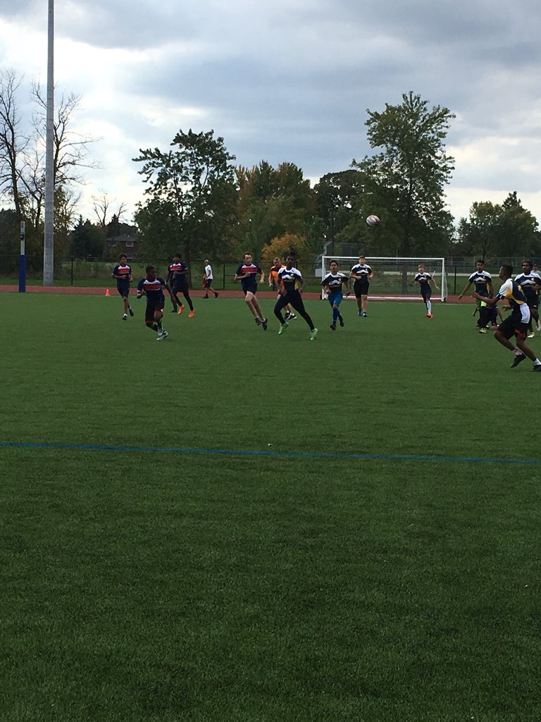 GFSSRugby's tweet photo. Game time!!! Tally sends it to Touki for the first try GFFS 5-0 AHSS #gogryphons https://t.co/4X22CLh11z