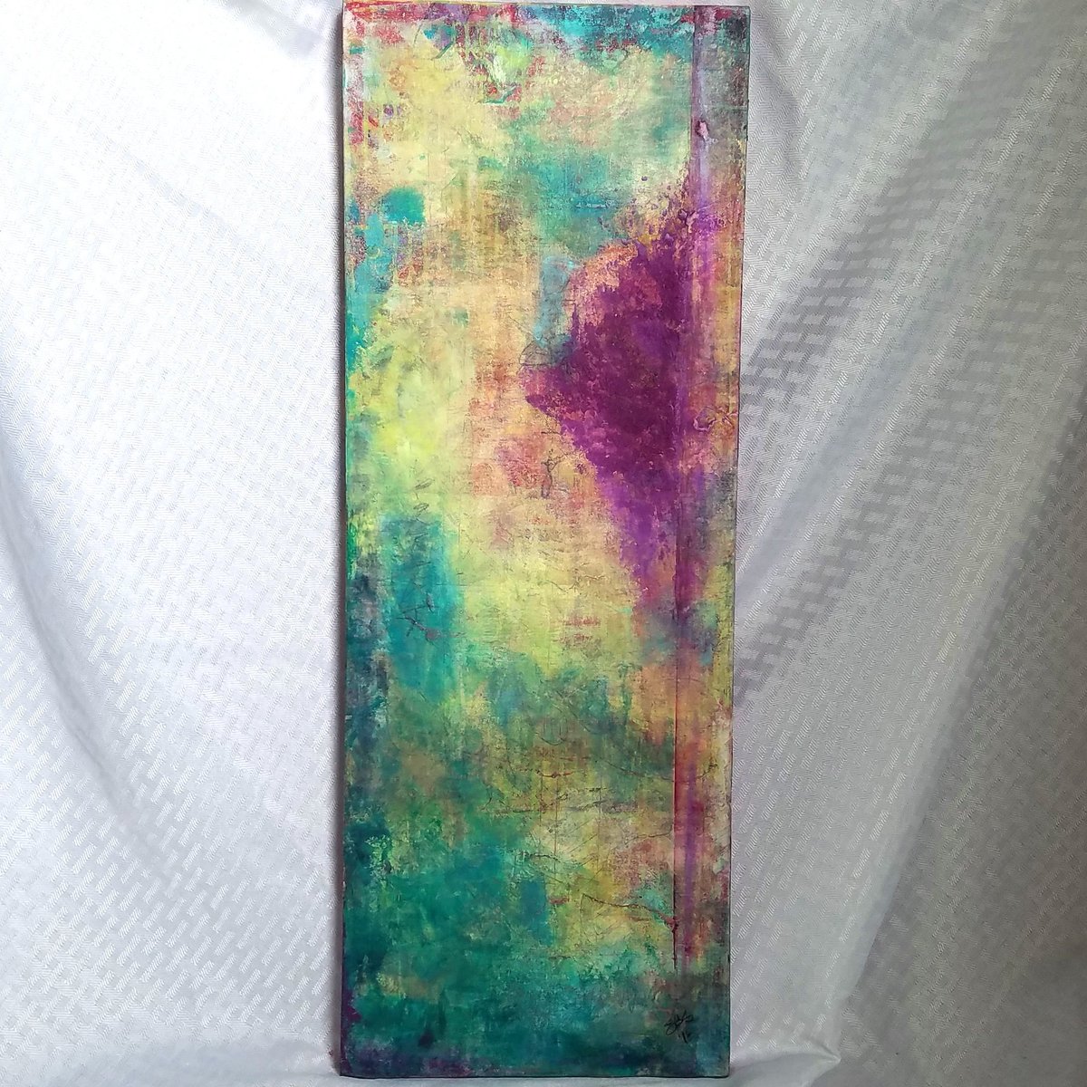 StudioPashnada's tweet photo. This 9"x24" #ColdWaxPainting is finished but I can't come up with a title. I stink at coming up with titles. I'll take any help you can give LOL
#ColdWaxOil
#ColdWaxMedium
#ColdWax
#ColdWaxAndOil
#WaxArt https://t.co/lIqZuBL8UP