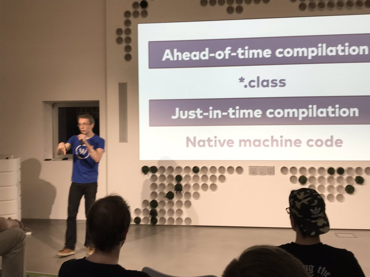 InVisionDE's tweet image. Happening now at our #DigitalGarden - Hands On: Native Clojure with GraalVM with @janstepien shout out to @clojure_dus