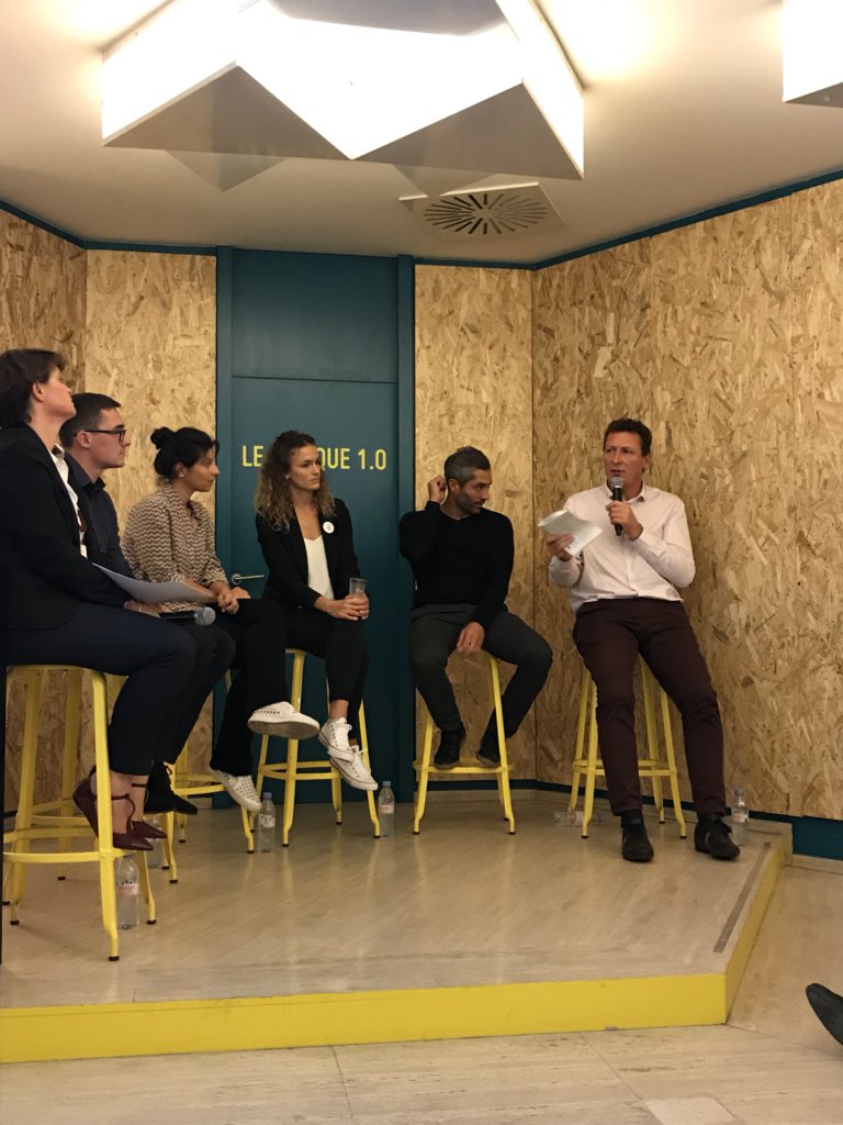 SNCFNumerique's tweet photo. Au sein du Groupe SNCF, nous avons justement structuré notre parcours startups autour de de programmes d’accompagnement et d’accélération (#OuiLink, #ProgrammeAir…), mais également une #API ouverte sur les horaires de trains, ou encore un socle exploration… #MeetUpSNCF https://t.co/5uPEysbcSA