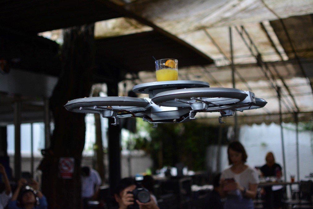 Meee_Services's tweet photo. What are Autonomous #Drones , How They Work and Their Applications?
An autonomous #drone , also known as an unmanned aerial #vehicle , is basically an #aircraft that is operated without a human #Pilot  https://t.co/Auv8JbDKAm https://t.co/MziPEWm31Z