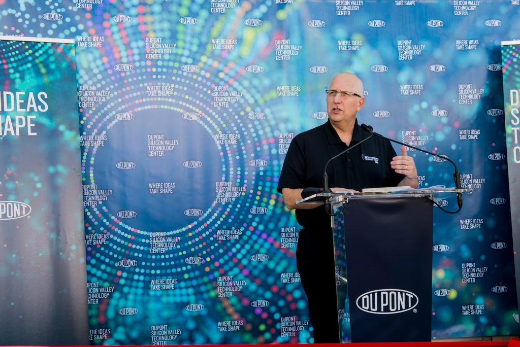 DuPontSVTC's tweet photo. #DuPontSVTC site leader, Dalen Keys, speaks on #Digital Strategy at #TechCon2018

"We are at the epicenter of companies with leading-edge #AI technologies, and we eagerly partner with companies to explore this new universe of tools that will impact innovation and efficiency." https://t.co/zzoaNlycfy