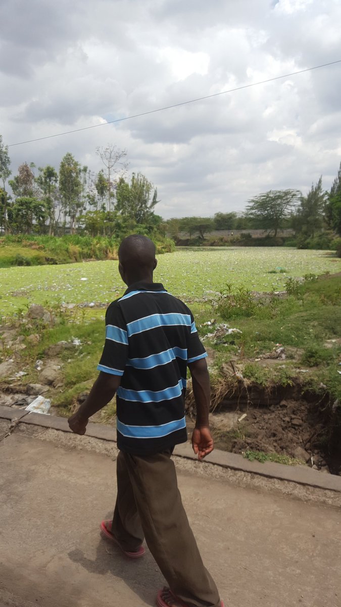 MarecheDayna's tweet photo. @Machakos1stLady state of river athi from stage 39..... its a mess and people bath, wash cloths and even fetch this water. help take care of the environment or the river before its late https://t.co/rgkHv5Ce1q