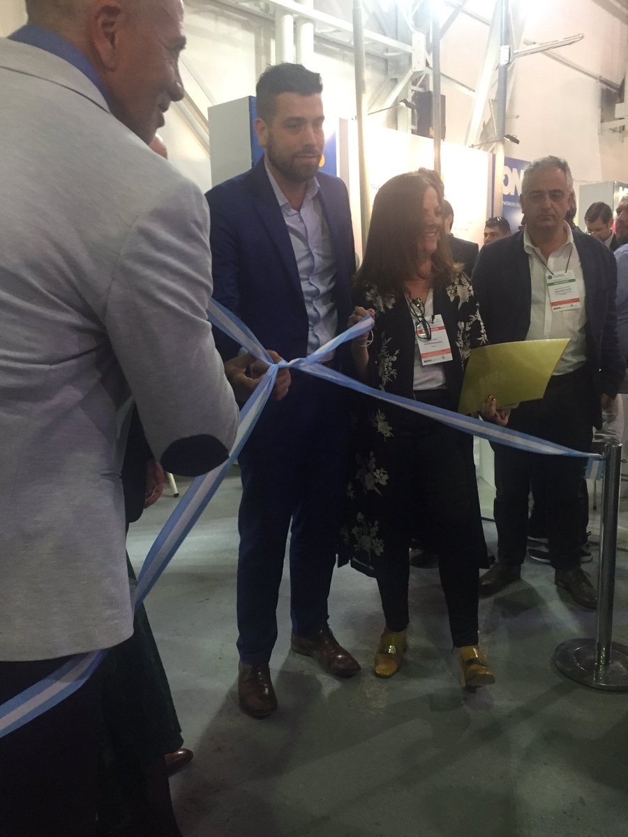 IClatam's tweet photo. Declaración de interés de la legislatura de CABA, inauguración y corte de cinta de Gobierno y Servicios Públicos 2018 #gobierno #municipios #inauguracion #cortedecinta #gysp2018 #smartactiva https://t.co/BRJVBNO78d