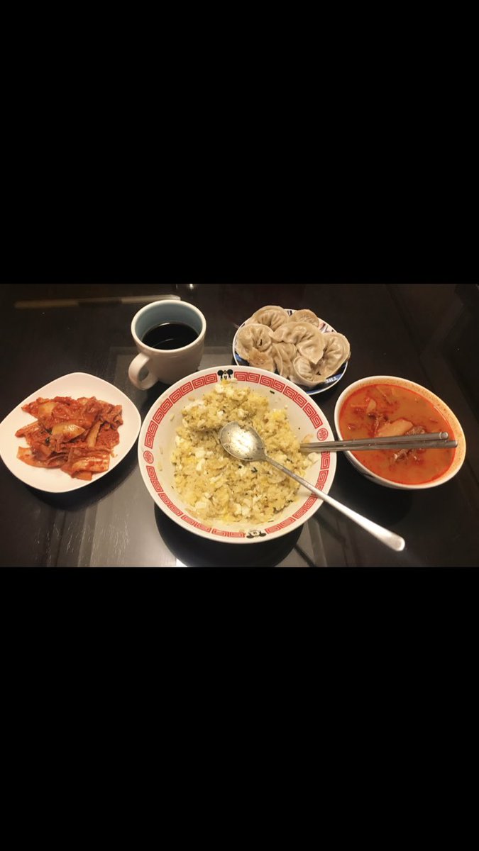 JaehwanBrazil's tweet photo. [🍬] 09.10.18 | TWEET

@jaehwany0406: Esses dias, após o treino, temos cozinhado em casa e fica bem gostoso.. >< O kimchi feito pelos hyungs Shindong e Leeteuk é realmente delicioso hahaha assim que eu como, eu penso no Dongie hyung~! (+) https://t.co/iovE8ppVM1