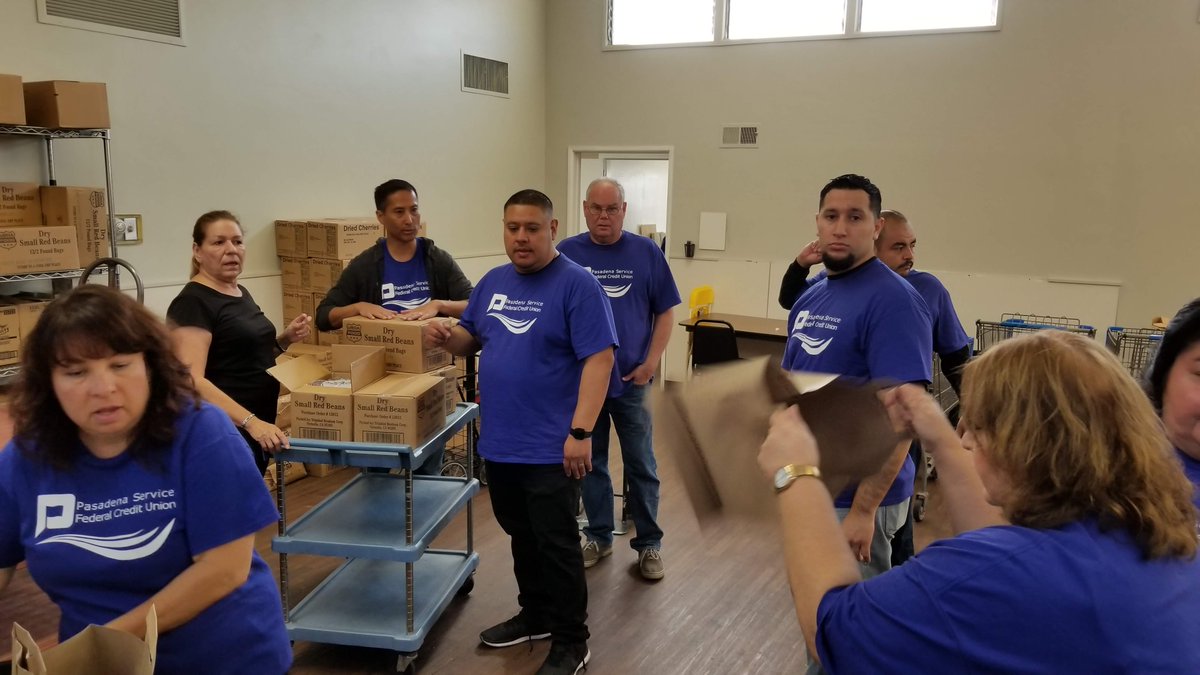 PasadenaServFCU's tweet image. We're so proud to give back to our communities and to support our partners at Pasadena Ronald McDonald House and Project 29:11 in Covina! #DaysOfService #PasadenaServiceAtYourService #CreditUnionDifference