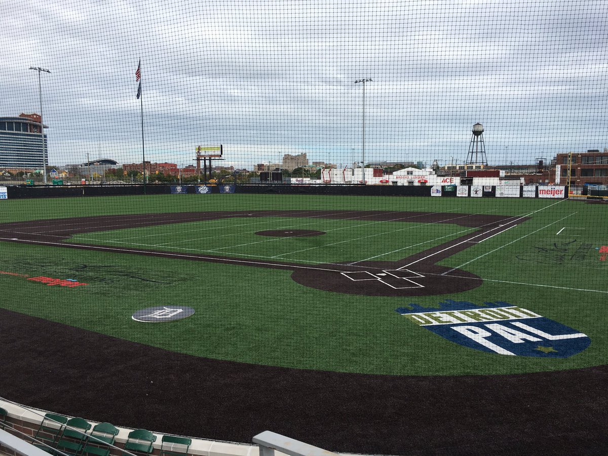 USTAMWDiversity's tweet photo. 50 years ago today the @tigers win the @MLB #WorldSeries on this very field. Today it's home to @DetroitPAL & @RISEtoWIN both using sports to impact society through culture, inclusion & advocacy #DISCsymposium2018 #TigerStadium #Detroit @usta @USTAMidwest @ServeToRally https://t.co/eRuySGPYbG