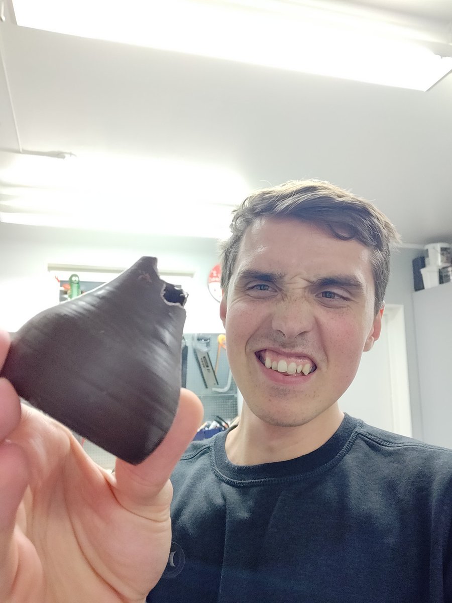 RClifeOn's tweet photo. @makersmuse @joeltelling Yeah, I took a bite . 🍫 https://t.co/zWEjj57tA1