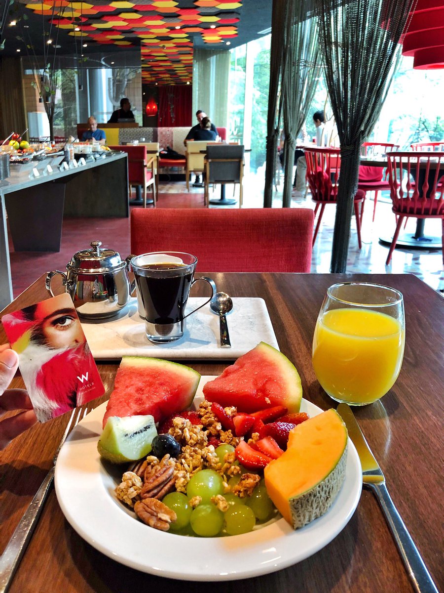 Soy FAN de los desayunos de los <a href="/WHotels/">W Hotels</a> 😋👌🏼
Así sí como saludable! Jaja 😄
<a href="/WMexicoCity/">W Mexico City</a>