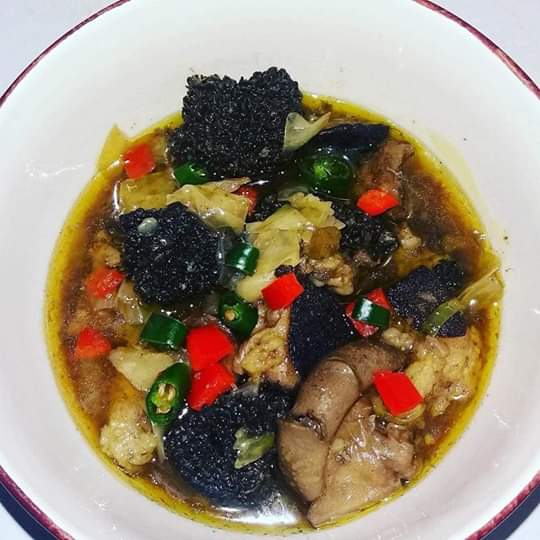 Tillytiny1's tweet image. You know its African dish when they save you this 😘😘