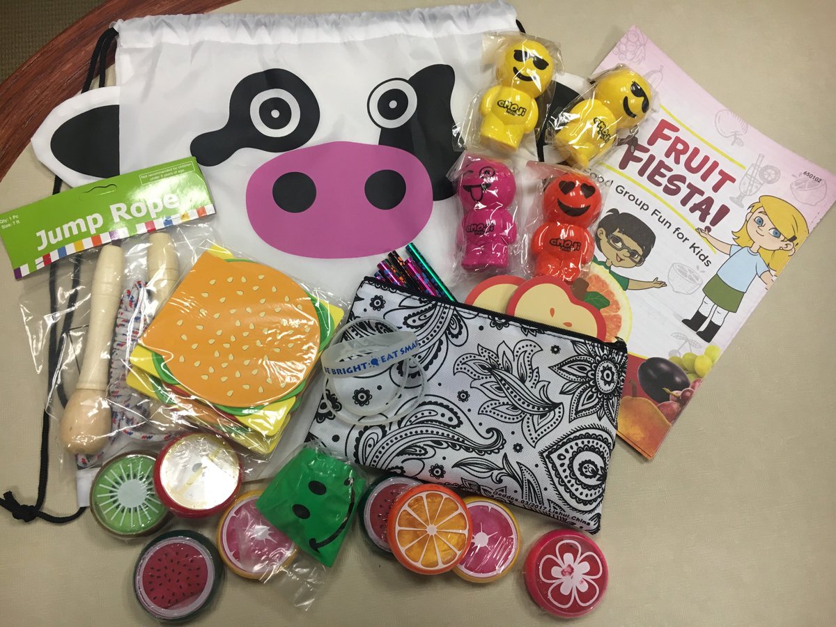 myCCSCafe's tweet photo. Next week is National School Lunch Week! Make sure to join us for lunch in the elementary schools throughout the week, and you may win one of these fun prizes! #NSLW18 #ThisIsMyCCSCafe #sneakpeak #cowbag #slime #notepads #jumprope @myccs https://t.co/0nnV0SCnxR