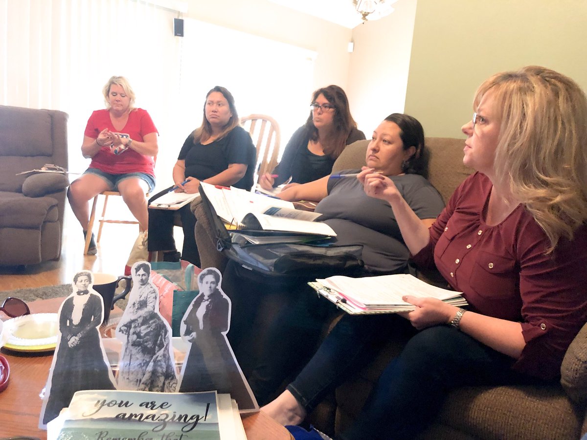 CVCouncil_PTA's tweet photo. Covina-Valley Council PTA is working hard on planning the Holiday Luncheon. #pta4kids #firstdistrictPTA #PTAFlatFounders #cvc_pta #flatAlice #FlatPhoebe #FlatSelena #everychildonevoice @CovinaPta @CVUSD_Supt_DrS https://t.co/RNhM1etfQs