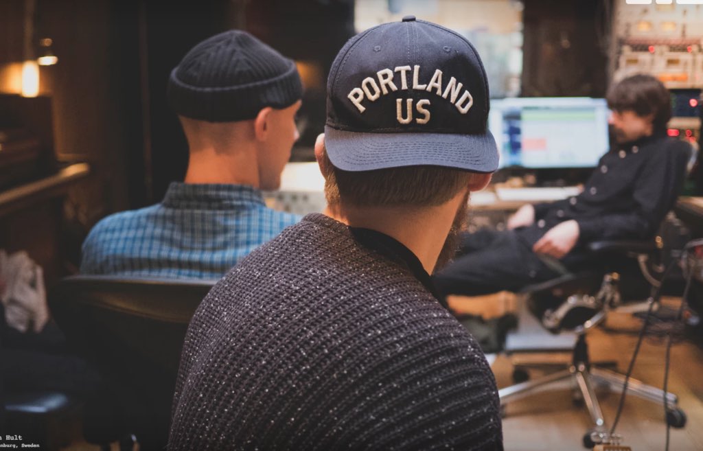 A #logo alone does not a #brand make. Here’s what you need to do if you want a brand that will endure and remain timeless: verscreative.com/logo-not-the-l… #branding