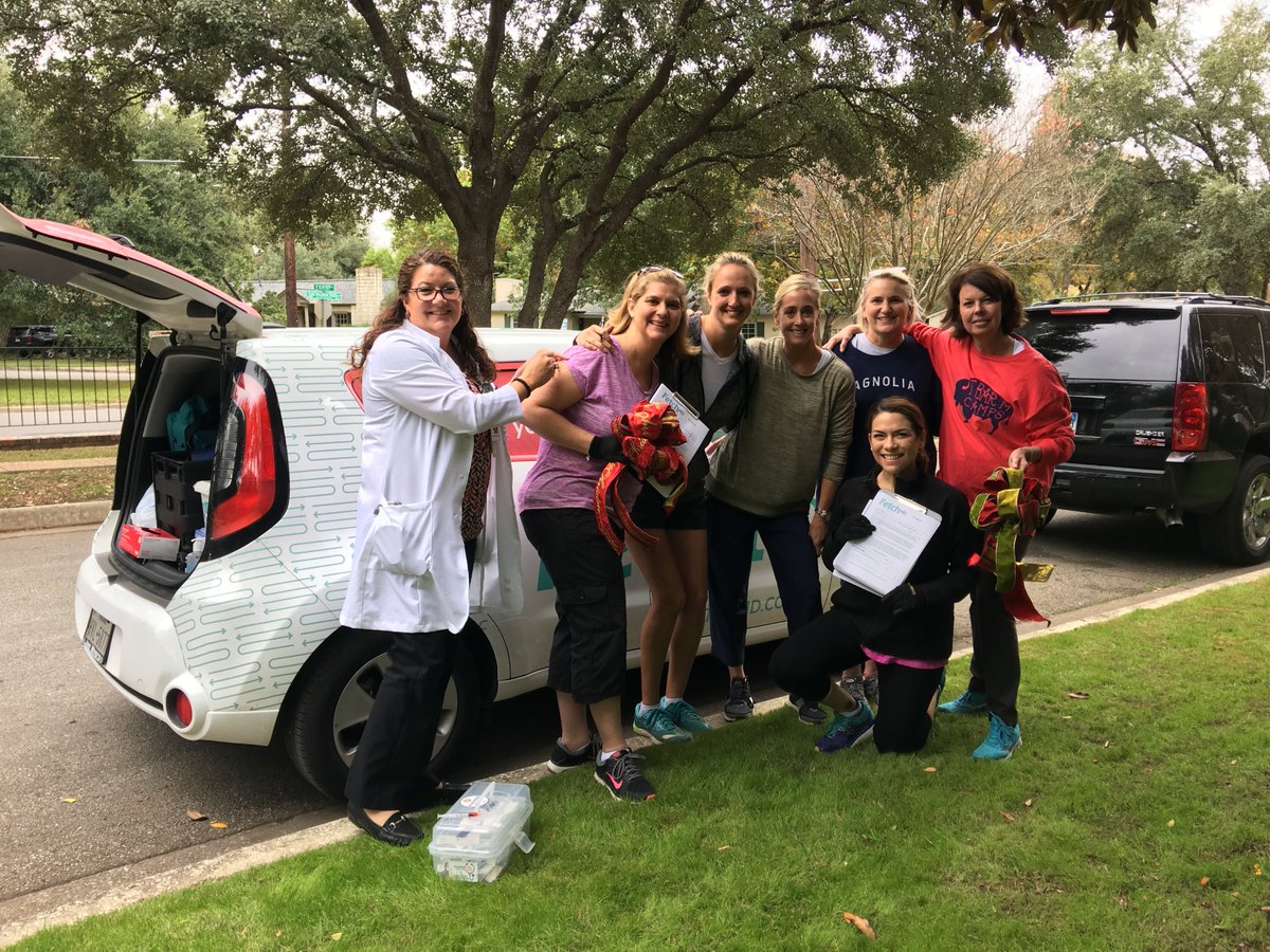 FetchMD's tweet image. It is National #PAweek and we are so thankful for our amazing team of Physician Assistants. Help us show them some love by tweeting your favorite experience with a FetchMD PA. Here are a few of them doing what they love!