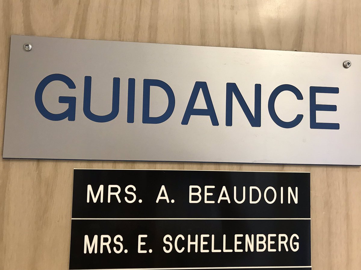 EdenHighDSBN's tweet photo. Tonight is Edenβs Grade 9 and 10 Parent Guidance and Career Pathway Information Night at 6:30 in our library. #wehaveAC https://t.co/VFMPKUdGcl
