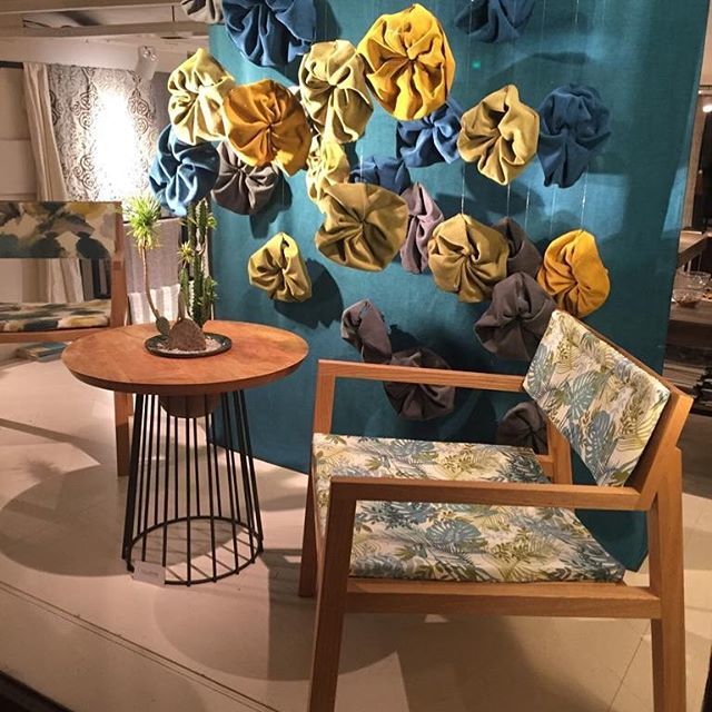 @distritoarenales @nicolasbuforn + @zanav_generos para #tendenciaarenales18 .
.
@estudioflorfasci @quintanamatilde ift.tt/2C7VOJe