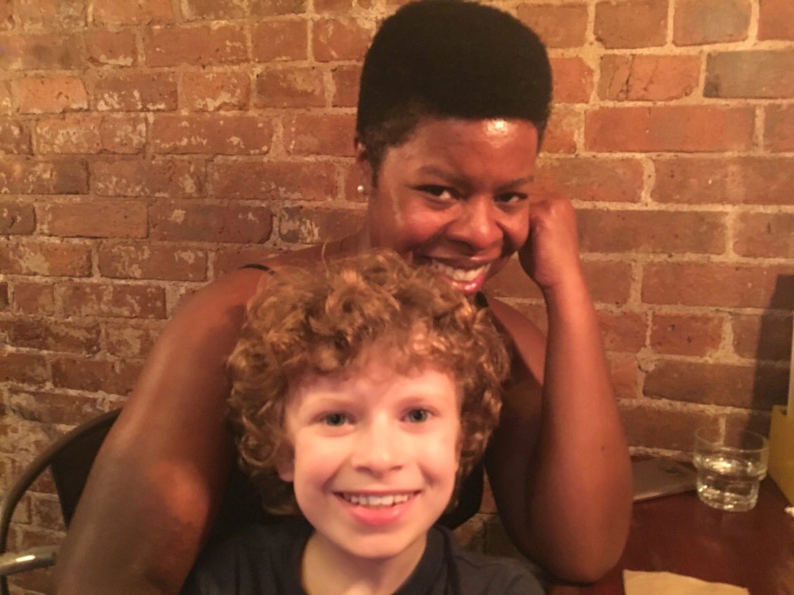 logan2_smith's tweet photo. Reunions rule when you get to hang out with the incredible Roslyn Ruff! 💕Hope to see you again soon! #RoslynRuff @WTFest #MemberoftheWedding https://t.co/FfLsvAKQf3