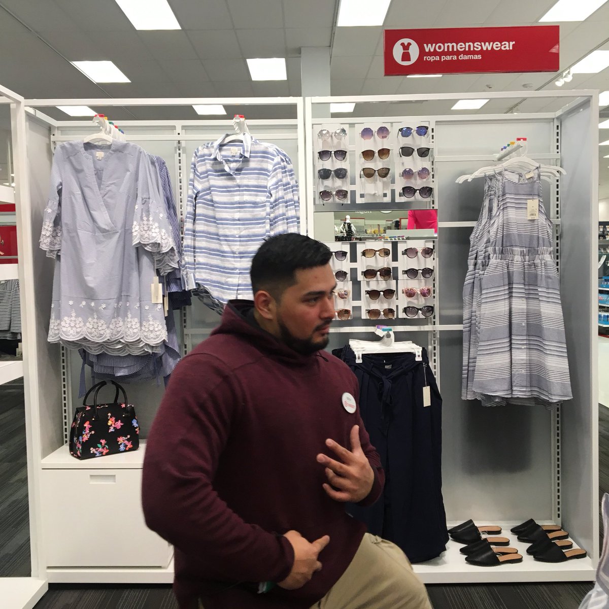 Here is a small collection of @BigMilt3236 jumping in to ruin my VM pics in honor of his bday 🤡❤️🎉 thanks for making Freeport so fun I hope this year is great to you!