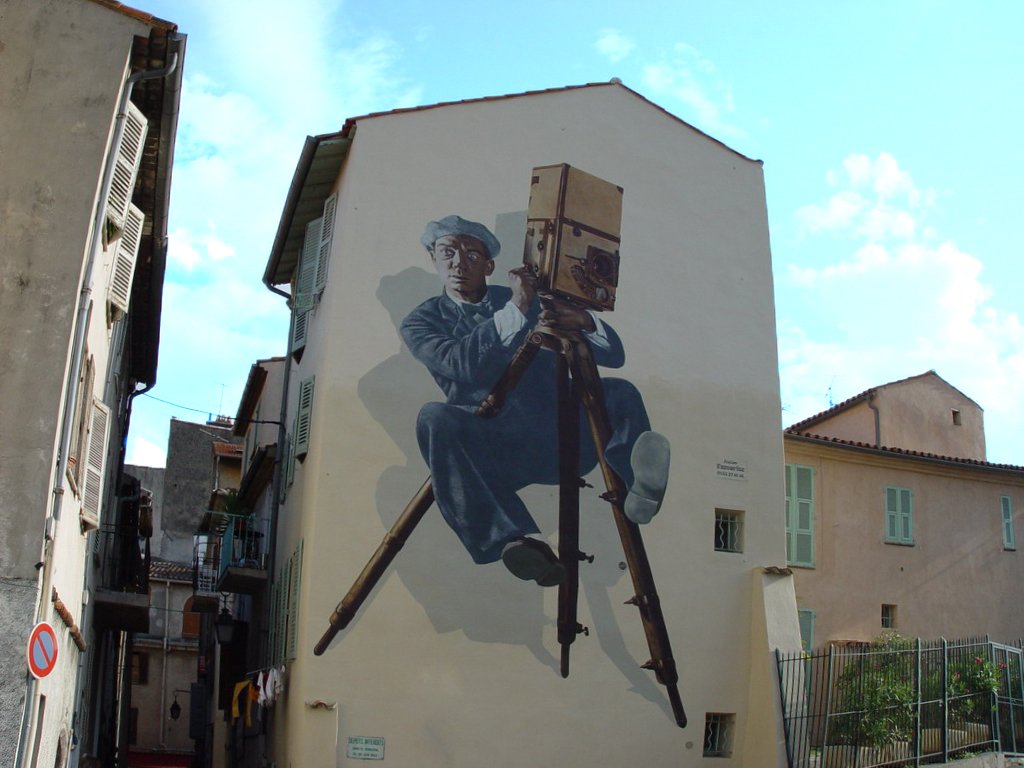 CCBB_DF's tweet photo. 📽️Buster Keaton em um painel de Cannes. Esse gênio, que fazia poesias em movimentos, transformando catástrofes em comédias, está com uma mostra no #CCBBDF. Sessões com piano ao vivo! 🎹 Vem!
https://t.co/RAUJ3dt4RY https://t.co/5GHZVrSVMT