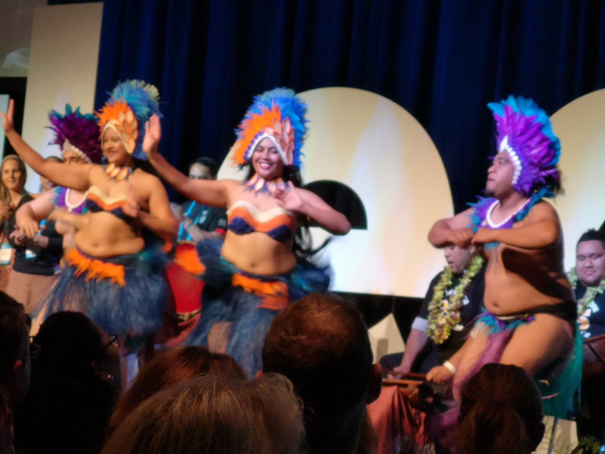 enpsbhs's tweet photo. Loving the start to day 3 @ULearnNZ #ulearn18 #letsgetit #drumsofthepacific https://t.co/j5th9jrGNy