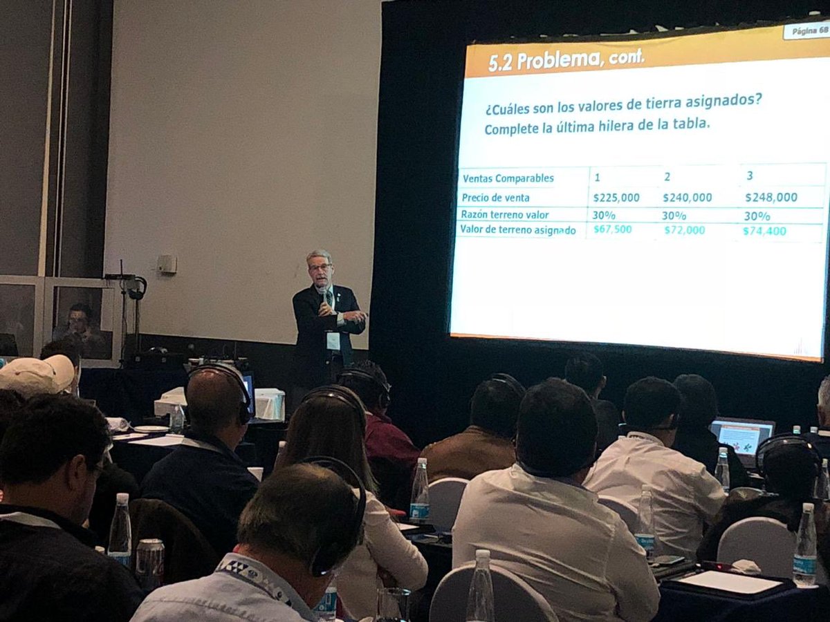 DanyHuertaConde's tweet photo. El @INDAABIN y la Federación de Colegios Valuadores @FECOVAL_AC capacitan a Peritos en la Solución de Problemas de Valuación de Tierra, instructor Jefferson L. Sherman y Stephen D. Roach @AI_National en Congreso Mundial de Valuación Tijuana 2018 @comuvati2018 https://t.co/kvp6G6pVnW