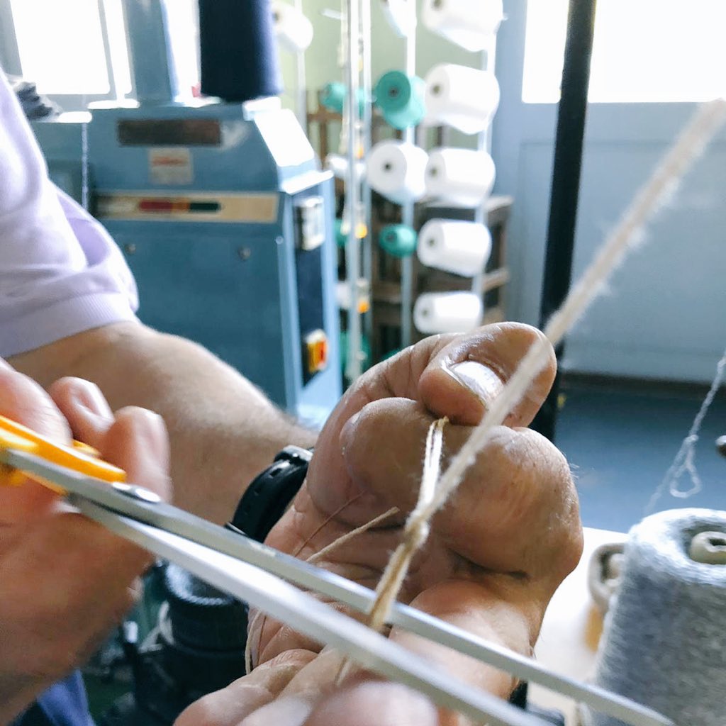 jessicafzc's tweet photo. Seguimos con un segundo día de exploración...hoy en máquina! #SmartMaterials #textiles #elisava #elisava_medi @elisavabcn @otomico #jordimontaner @Eurecat_news https://t.co/zkyEn1M23S