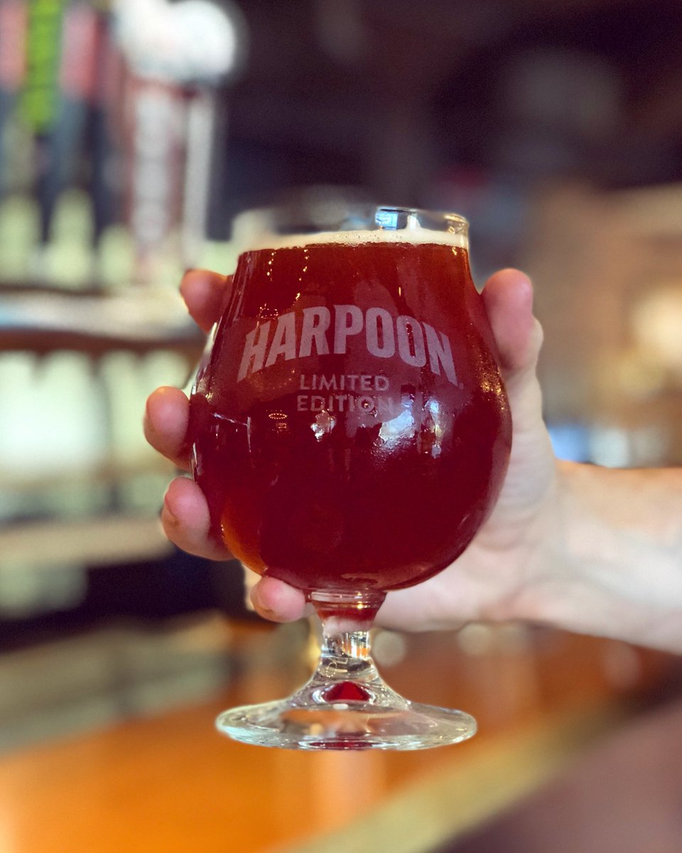 harpoonbrewery's tweet photo. Our "Drink Pink" Strawberry IPA is now on tap in Boston and VT in recognition of Breast Cancer Awareness Month. $1 per pint sold will go to the @BCRFcure - the country’s leading breast cancer nonprofit organization. Visit https://t.co/Ebk3v7NkOC for more info. https://t.co/ucKUwhKkZT