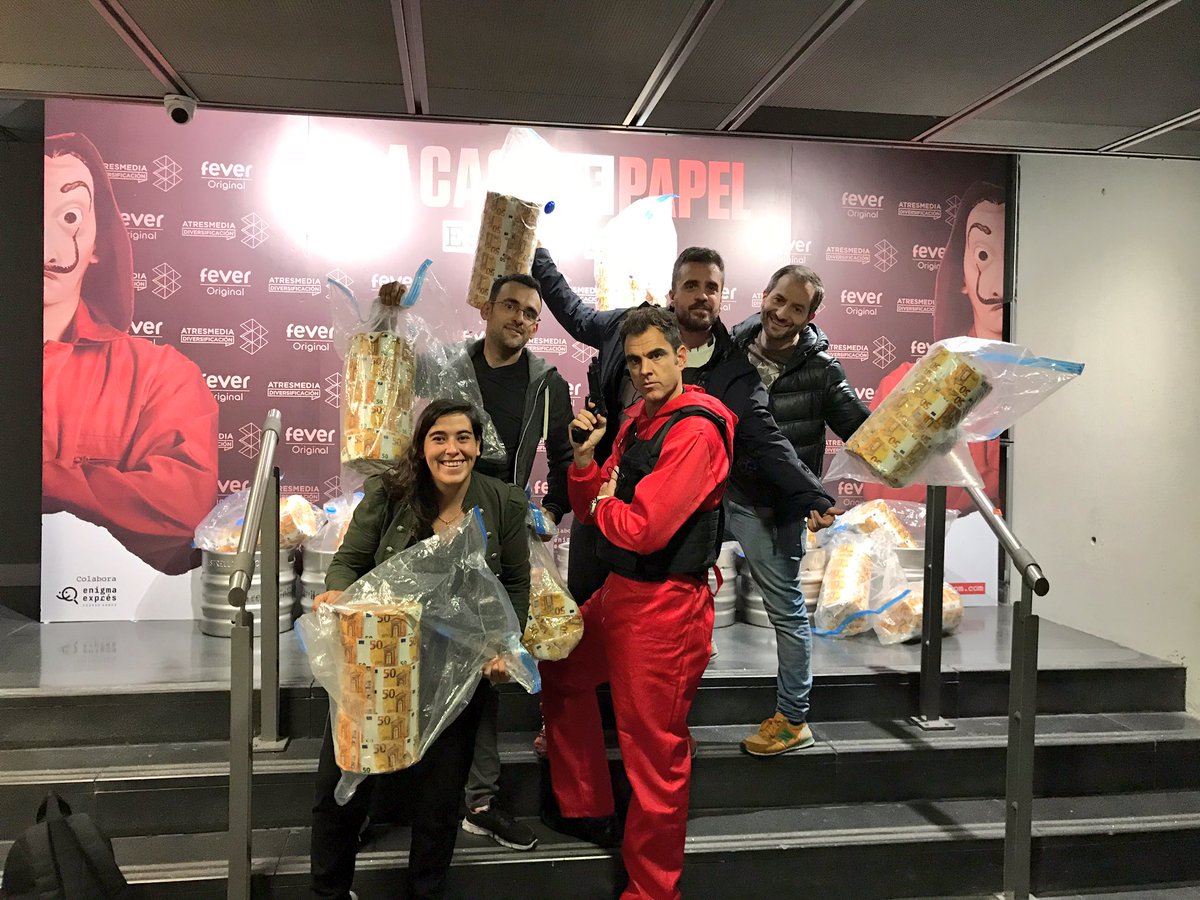 obsessiomx's tweet photo. Un poco decepcionante la experiencia #LaCasaDePapelEscapeRoom #EscapeLCDP #EscapeRoom https://t.co/mNnCgmGNWx