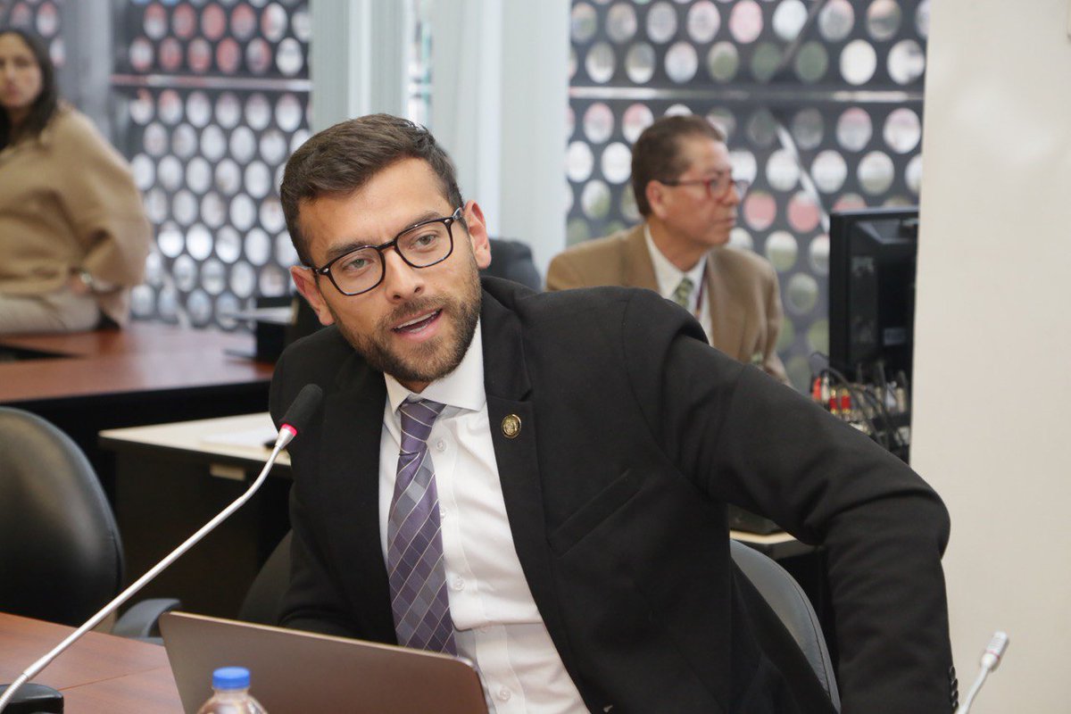 .<a href="/SebasPalaciosSP/">Sebastián Palacios</a>: “Quiero resaltar que la agilidad en la sanción de quienes cometan violencia en los escenarios deportivos es clave, hay que definir el actuar de la <a href="/FiscaliaEcuador/">Fiscalía Ecuador</a> al momento de hacer cumplir la ley”. #NoViolenciaDeporte