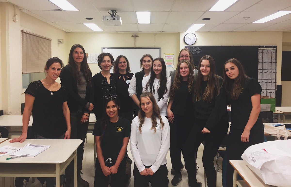stpatsecoteam's tweet photo. Our Eco Team was honoured to have amazing presenters come in, Julia Prinselaar and Aynsley Klassen from EcoSuperior and Nathalie Osipenko from the Ministry of Natural Resources to give riveting and inspiring talks! A big thank you to everyone that came! ☘️😊 https://t.co/db2oX7khX9