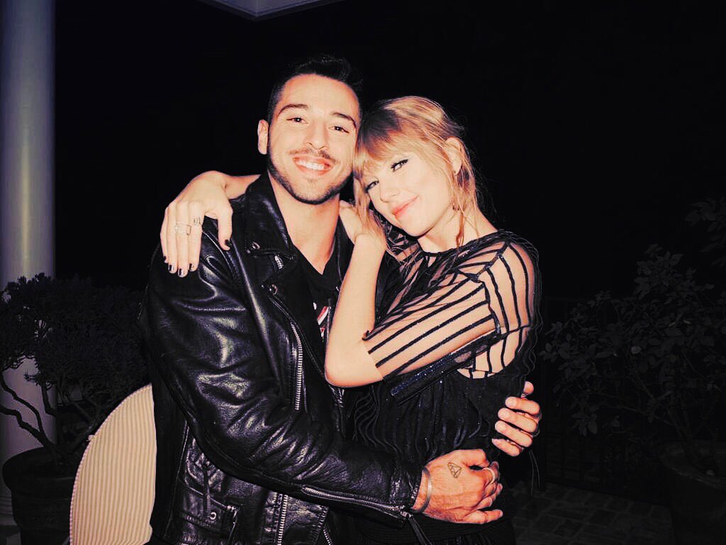 AstoundingSwift's tweet image. hello tried to make the filter less ugly &amp;lt;3