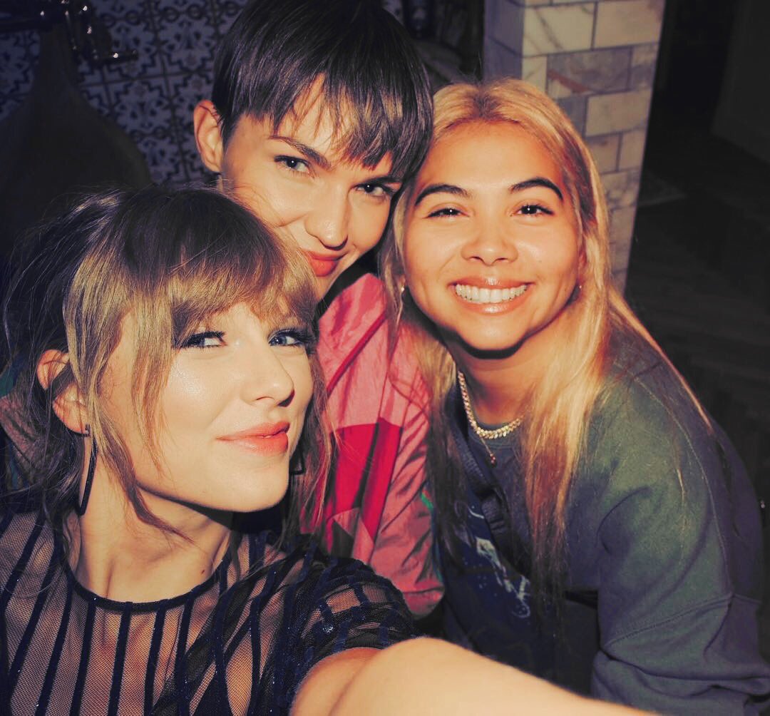 AstoundingSwift's tweet image. hello tried to make the filter less ugly &amp;lt;3