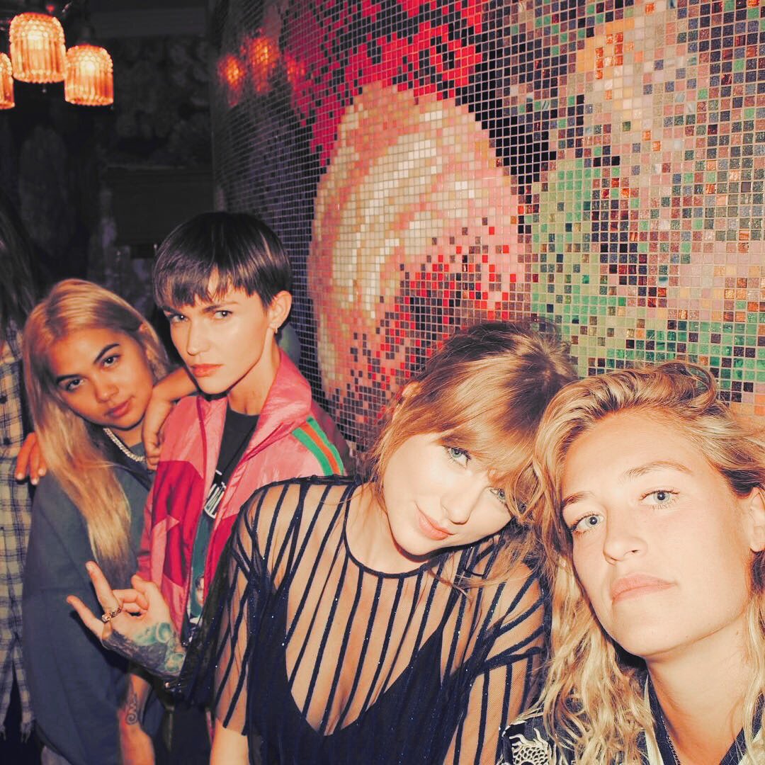 AstoundingSwift's tweet image. hello tried to make the filter less ugly &amp;lt;3