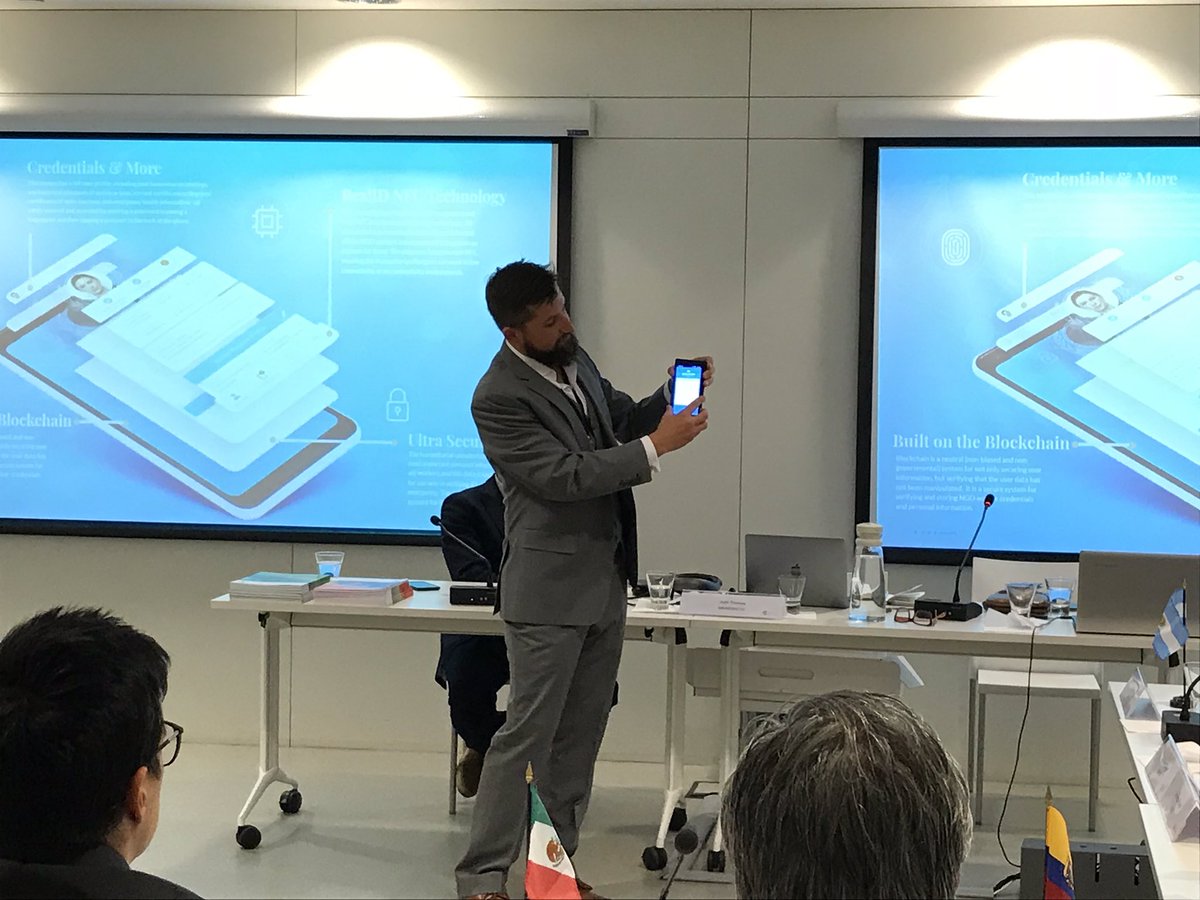 PNUDLAC's tweet image. During 2030 Workshop in Montevideo: “Technology should not lead the way - problems should!” says @JoshThomas. How can tech help find solutions to tough issues? 1⃣ Deconstruct 2⃣ Hack 3⃣ Solve out of the box problems #practicalinnovation 
#SolucionesSostenibles