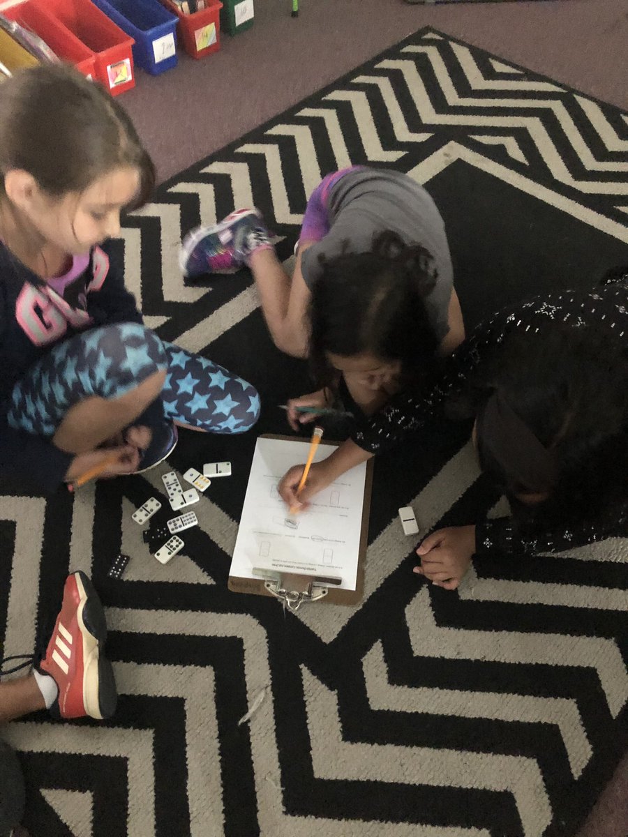 MES_MsCrenshaw's tweet image. Thanks @MWES_LeFrancois for letting us borrow your dominos to help practice comparing fractions with unlike denominators! #mathstations #partnermath #fractions