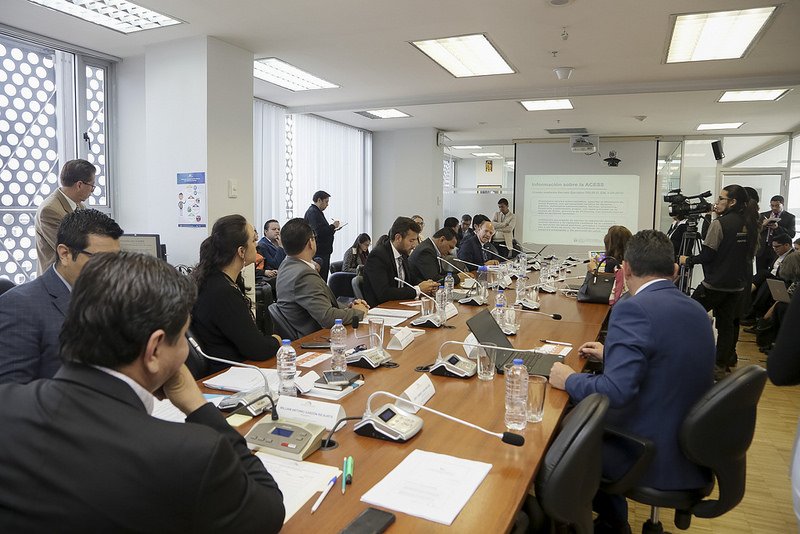 [Boletín] <a href="/DerechoSaludAN/">Comisión del Derecho a la Salud y Deporte</a> recibió aportes al Libro Tercero del #CódigoSalud, en materia de regulación y control. ▶️ bit.ly/2QIz32r