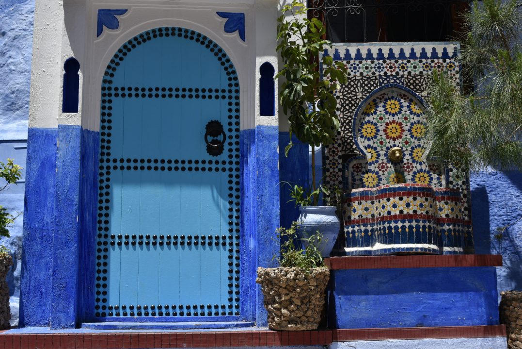 moroccopedia's tweet photo. Chefchaouen is one of the prettiest cities in Morocco . It is truly  a magical destination and well-worth adding to your Moroccan itinerary. #Morocco #Travel #chefchaouen #moroccopedia #planetmarrakech to read more @ https://t.co/vhkyZufnyO https://t.co/zATMkCaQXI