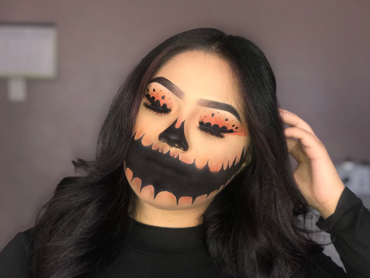 It’s pumpkin time 🎃 
@ABHcosmetics  @smashboxcosmetics
@lashaholics 
@Maybelline 
@tartecosmetics 
@MEHRONmakeupNYC