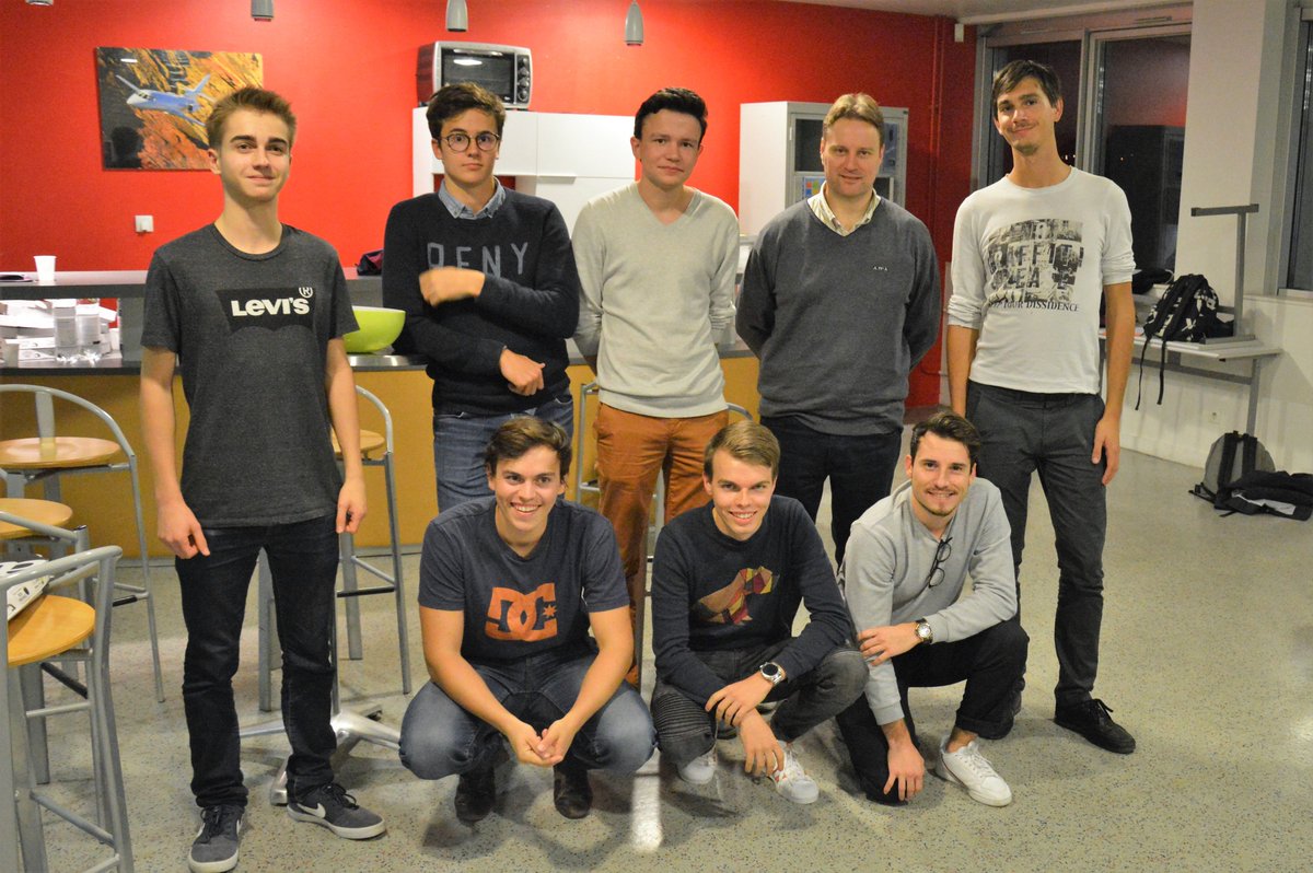 EstacaWolves's tweet photo. Bonjour à tous,

Notre première édition tournoi FIFA s'est déroulée mardi 9 octobre ! Un grand bravo à notre gagnant Sébastien Couzian ! Merci à tous nos participants pour votre bonne humeur !

A très bientôt pour un prochain event de folie organisé par votre E-BDS https://t.co/Lm69TLYgeD