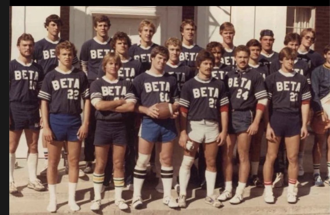 Intramural Sports are huge for Betas! We have teams for a multitude of sports ranging from soccer to volleyball and everything in-between!🏀⚽️🏐#whybetawednesday